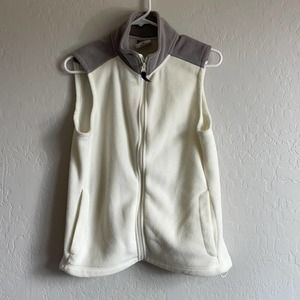 Medium fuzzy zipper vest - Predator cream & gray!